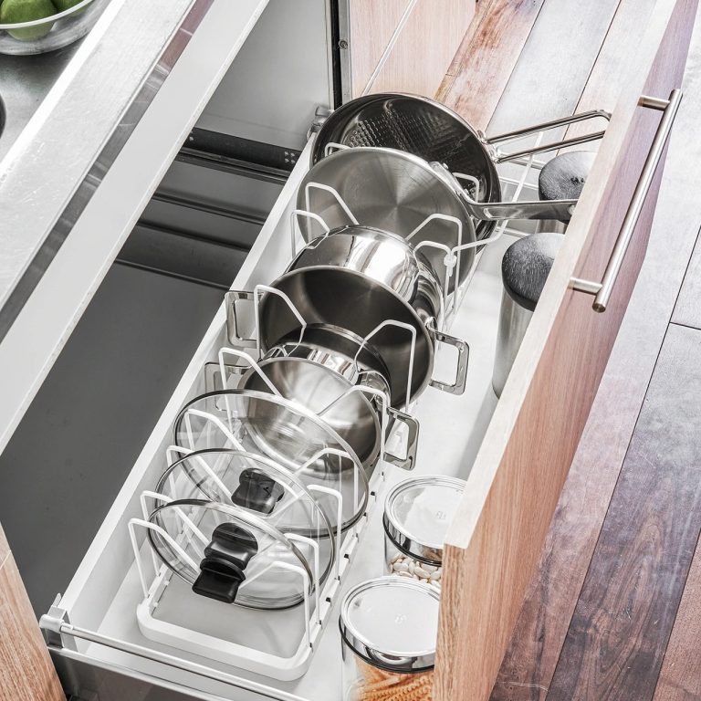 Organizing Pots and Pans