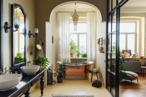 Retro-Inspired Bathroom